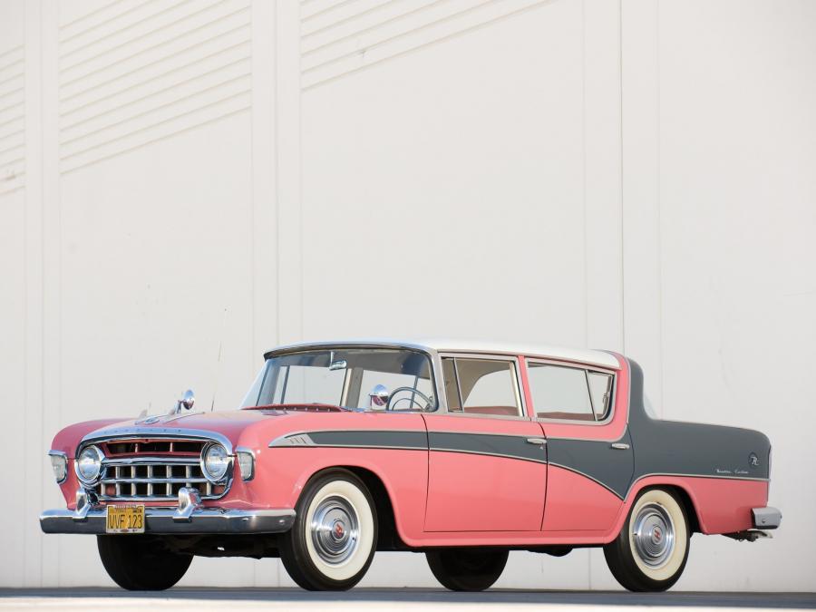  Rambler Custom 4-Door Sedan 1956 года  (фото 1 из 3)
